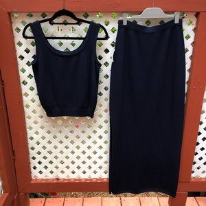 Adorable St. John Basics top and skirt set
